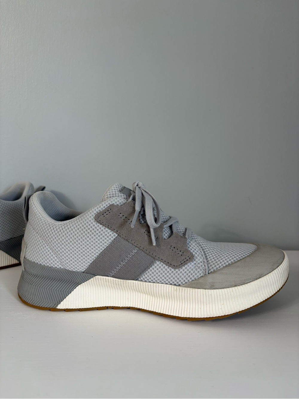 Sorel Out N About III Low Waterproof Sneakers Grey 10 Elevated Casual Minimalist - Picture 6 of 12